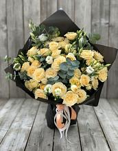 Букет цветов из:  Розы и Лизиантусы #REPLACE_PRED# Гурийской