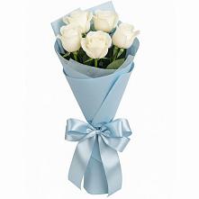 Букет 5 Белых роз Проуд в Гурийской