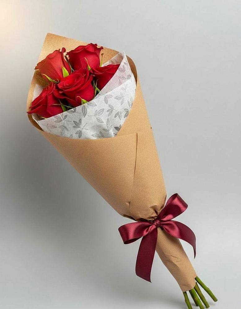 Букет цветов из: Розы в Гурийской