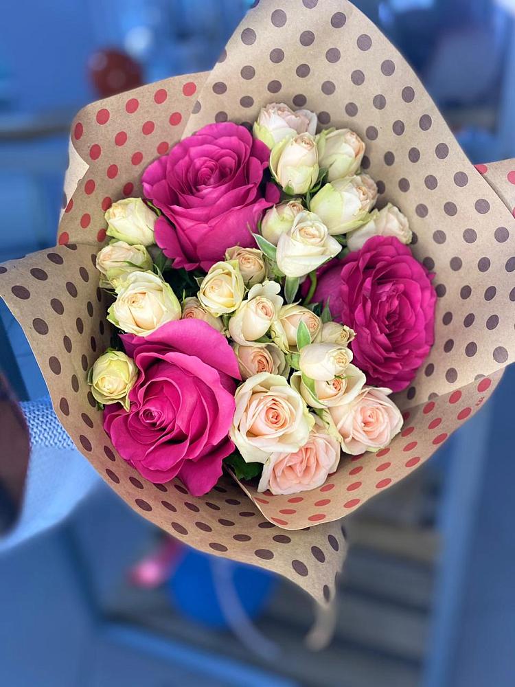 Букет цветов из: Розы в Гурийской