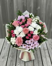 Букет цветов из:  Альстромерии, Гвоздики, Розы и Хризантемы в Гурийской