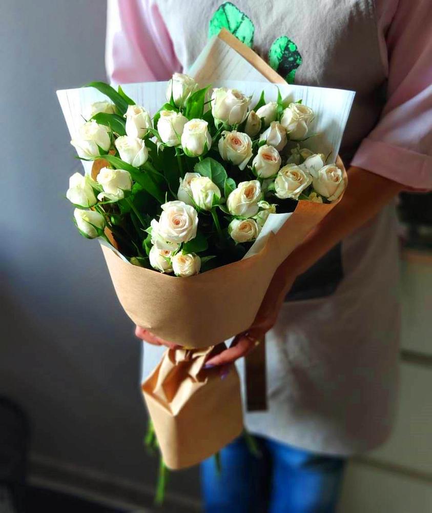 Букет цветов из: Розы в Гурийской