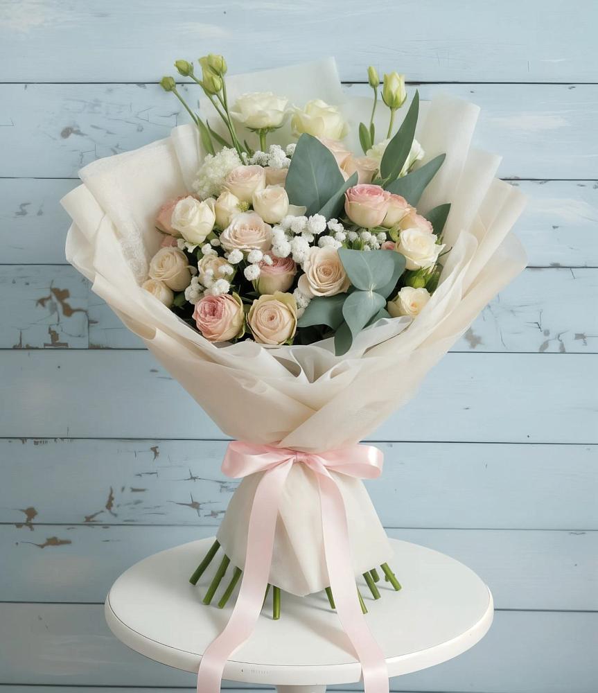 Букет цветов из: Розы и Лизиантусы в Гурийской