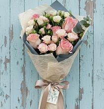 Букет цветов из:  Розы в Гурийской