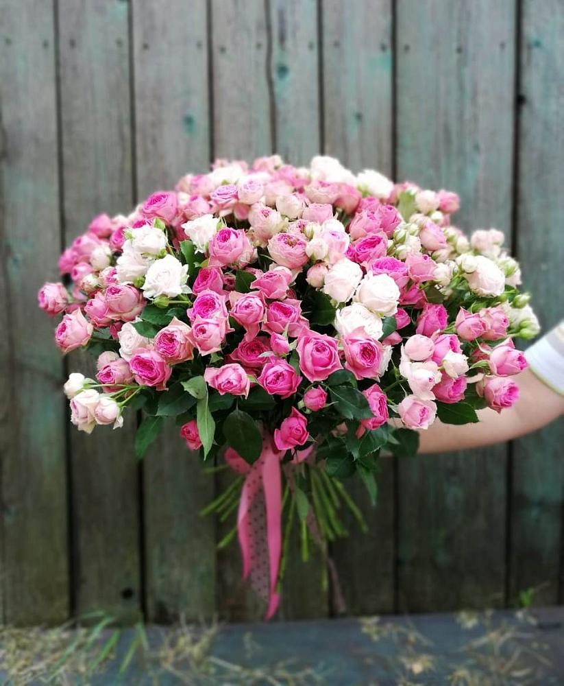 Букет Розовые кустовые розы Натали и Лав Лидия в Гурийской