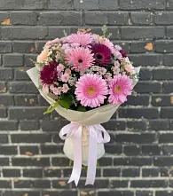Букет цветов из:  Герберы и Хризантемы в Гурийской