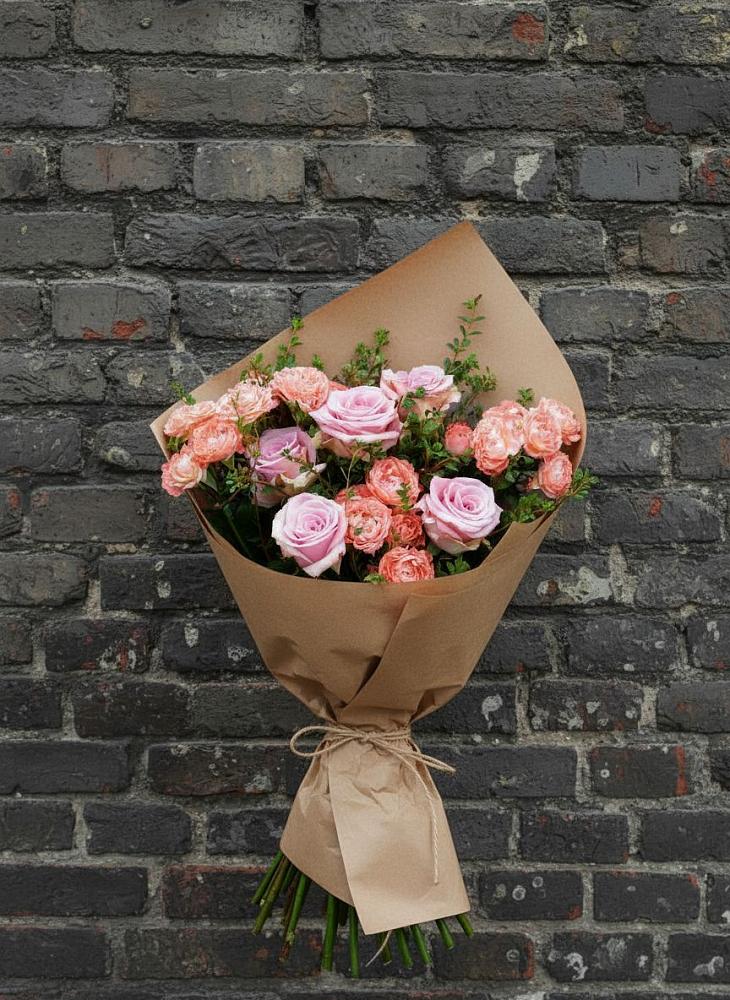 Букет цветов из: Розы в Гурийской