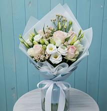 Букет цветов из:  Розы и Лизиантусы #REPLACE_PRED# Гурийской