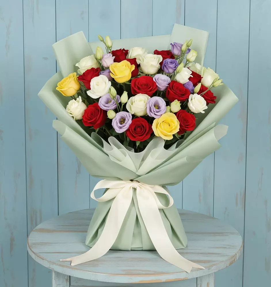 Букет цветов из: Розы в Гурийской