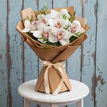 Букет цветов из:  Орхидеи и Розы в Гурийской