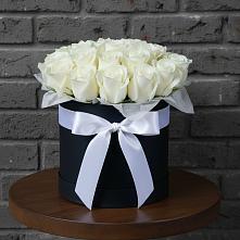 Цветочная композиция из Розы в шляпной коробке #REPLACE_PRED# Гурийской